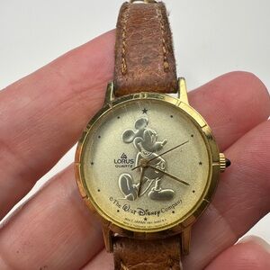 Lorus Disney Gold tone vintage watch